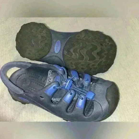 Kid crocs - Picture 5 of 6